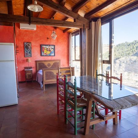 Casa Rural Los Ventanales 阿尔卡拉德尔胡卡尔 外观 照片